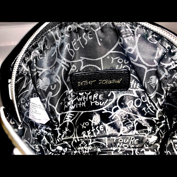 Betsy Johnson mini purse - Picture 3 of 4